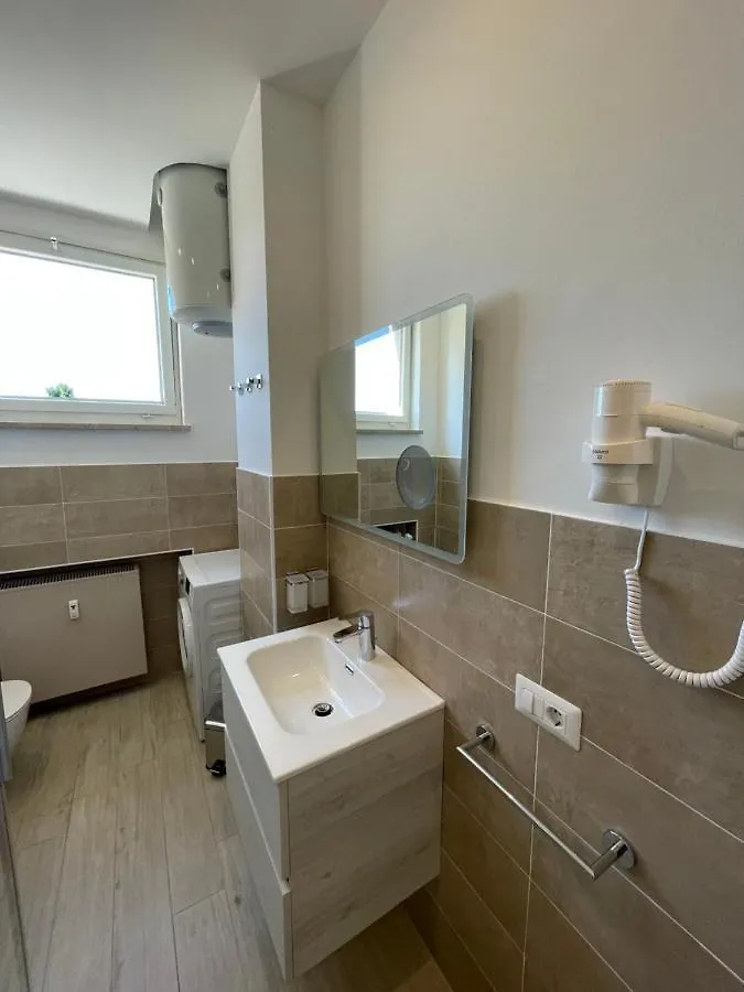 Caprice 2.0 Apartment Peschiera del Garda Italy
