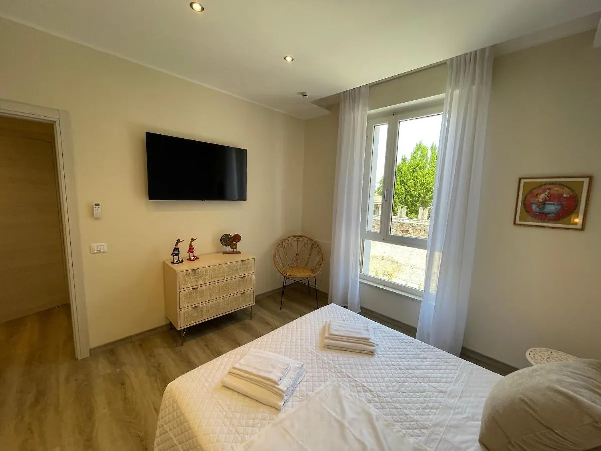 Caprice 2.0 Apartment Peschiera del Garda Italy