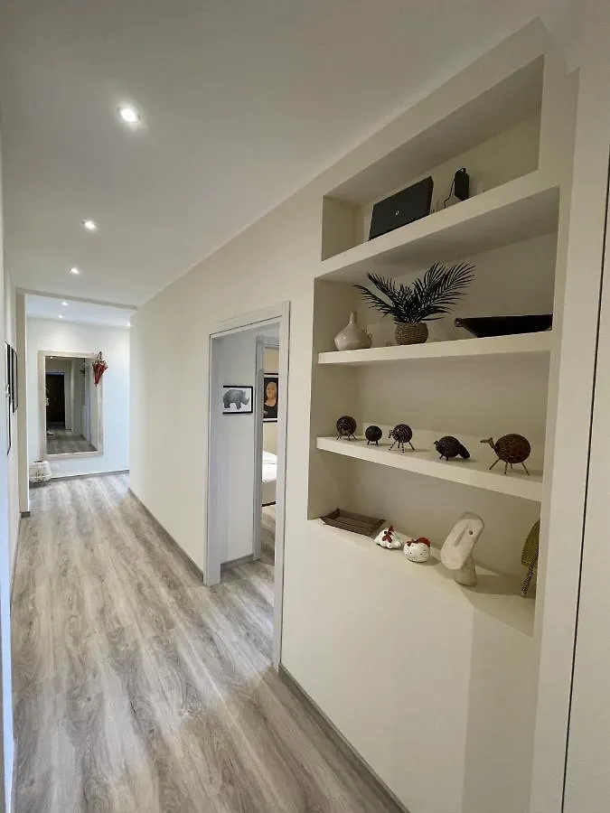 Caprice 2.0 Apartment Peschiera del Garda Italy