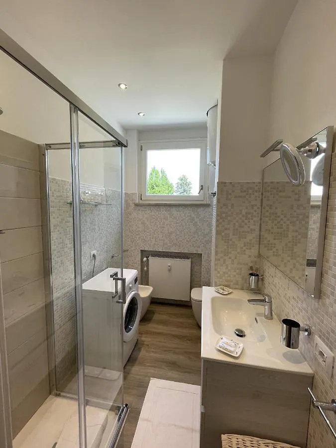 Caprice 2.0 Apartment Peschiera del Garda 0*,  Italy